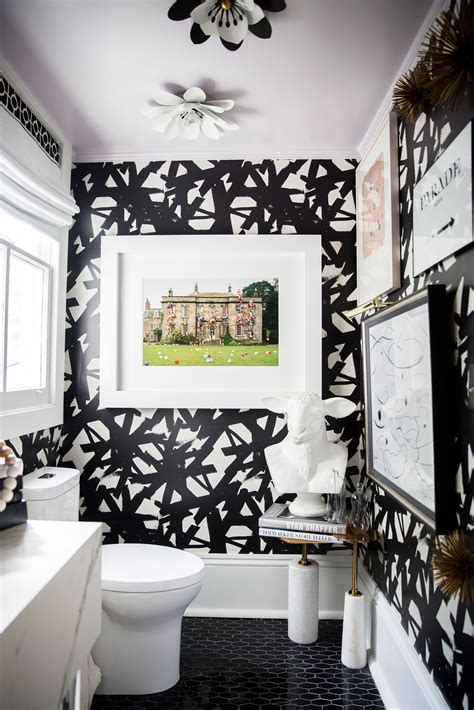 Stylish Modern Bathroom Wall Decor Ideas To Elevate Your Space